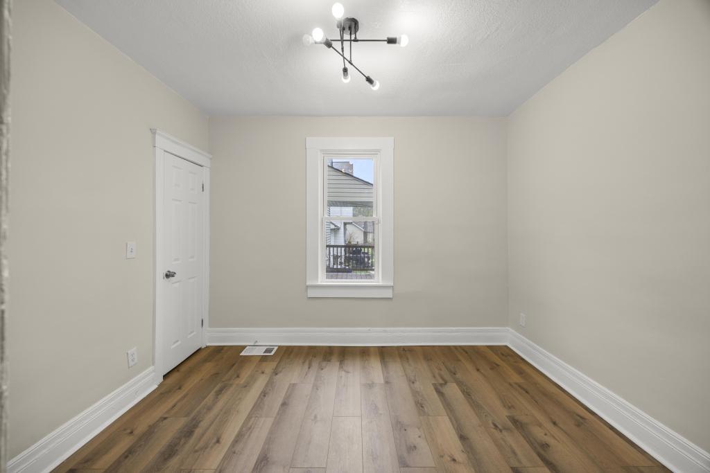 4510 Harding Street Detroit, MI 48214 - Photo 14 of 18