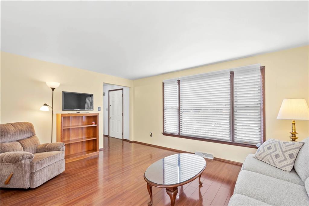 1013 1st Street McKees Rocks, PA 15136 - Photo 7 of 25 Gallery Image 7