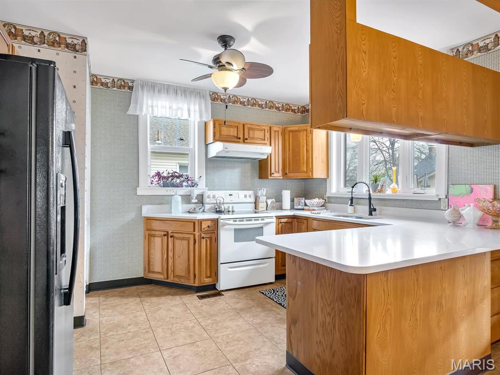 240 North Main Street Waterloo, IL 62298 - Photo 11 of 24