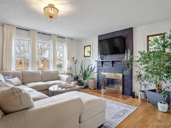 $265,000 | 240 North Main Street, Waterloo, IL 62298