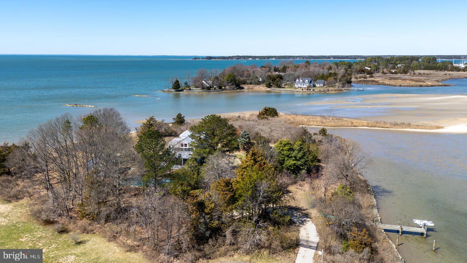 26319 Chanticleer Road Oxford, MD 21654 - Photo 3 of 55 a view of an ocean and city