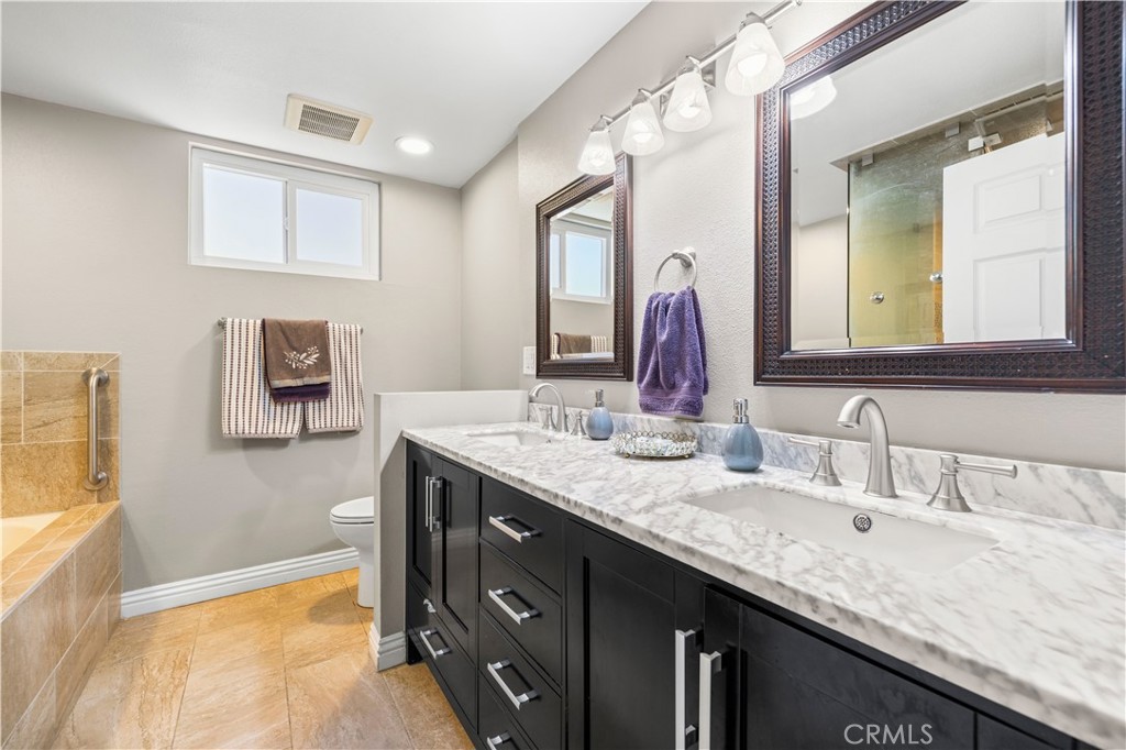 18770 Tribune Street Porter Ranch, CA 91326 - Photo 20 of 30 Primary Bath