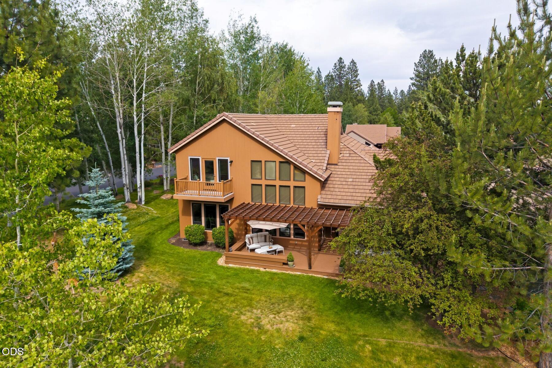 62028 Fall Creek Loop Bend, OR 97702 - Photo 46 of 53