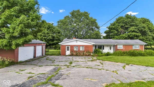 $1,125,000 | 4535 Highway 52, Thorntown, IN 46071