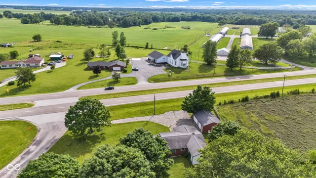 $1,650,000 | 4535 Highway 52, Thorntown, IN 46071
