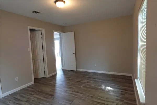$1,100 | 7806 Beckley Street, Unit B, Houston, TX 77088