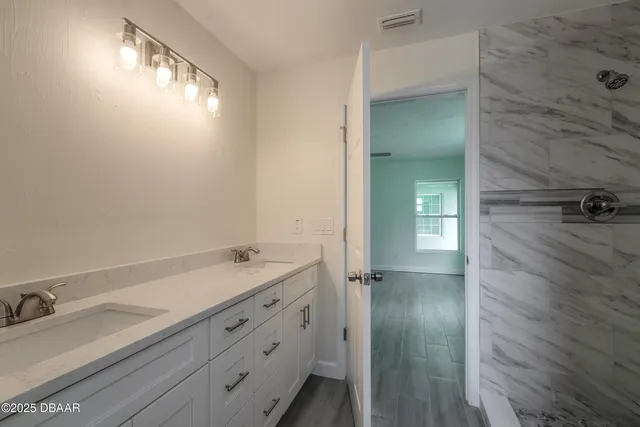 $3,000 | 1431 Victory Palm Drive, Edgewater, FL 32132