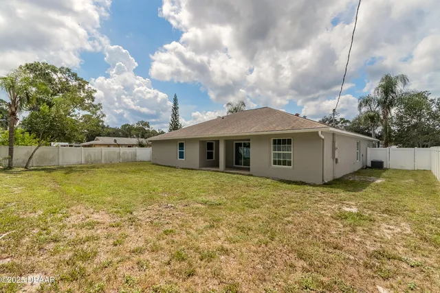 $3,000 | 1431 Victory Palm Drive, Edgewater, FL 32132