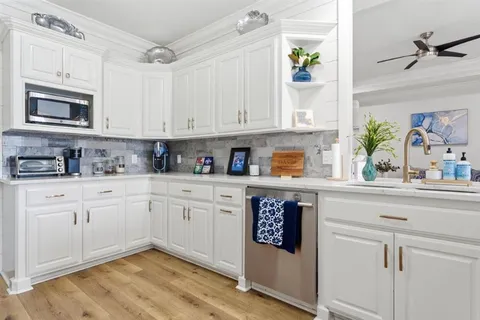 $399,000 | 5737 Hemlock Street, Lake Charles, LA 70605