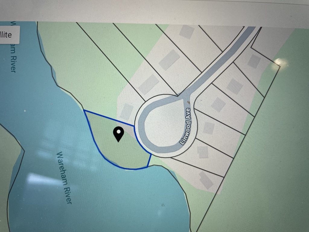 25 Linwood Avenue Wareham, MA 02571 - Photo 5 of 6 a close view of washer and dryer