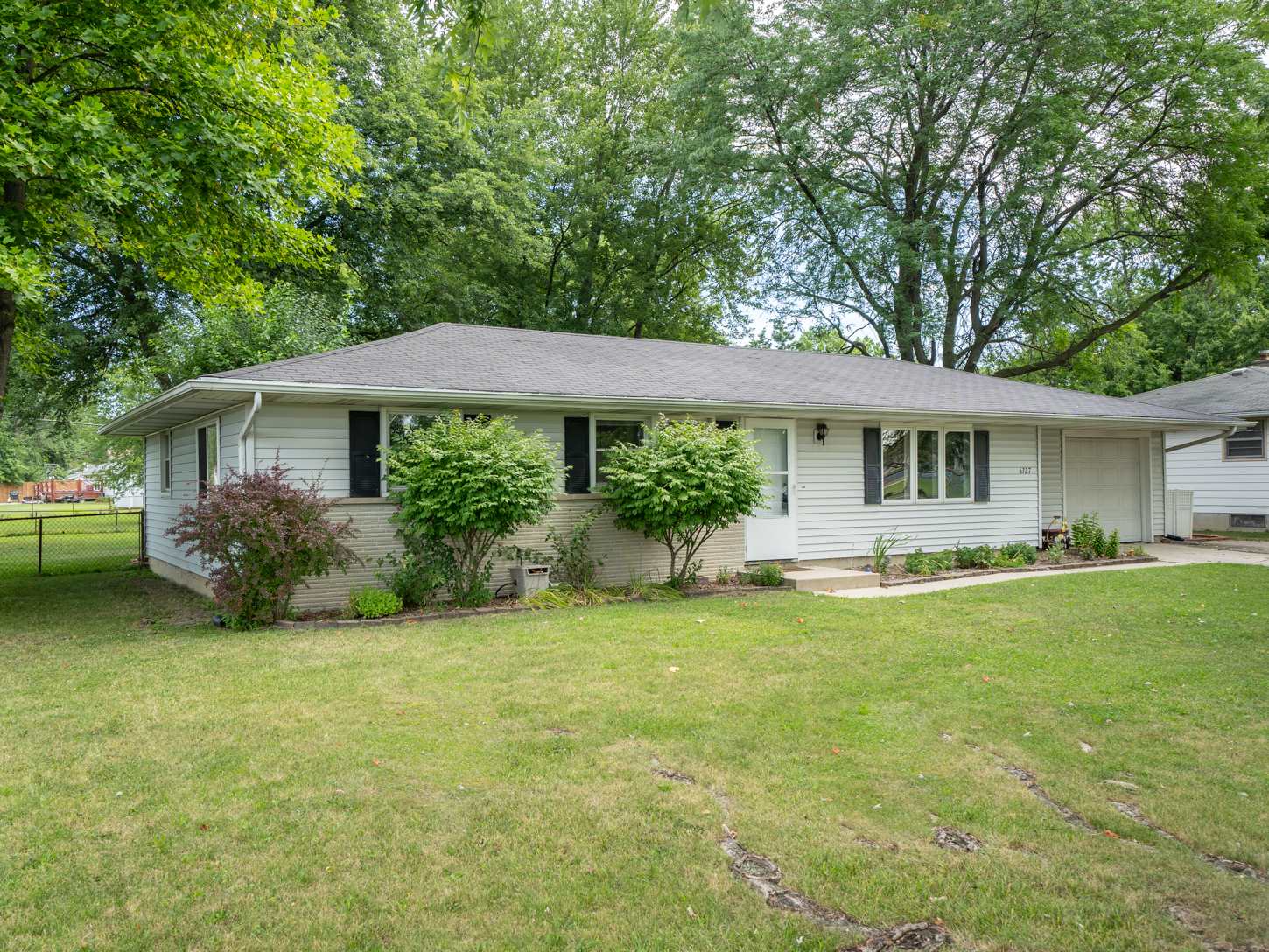 6327 Trier Road Fort Wayne, IN 46815 - Photo 1 of 35 Gallery Image 1