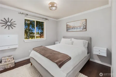 $1,095,000 | 1003 Shelton Avenue Northeast, Renton, WA 98056