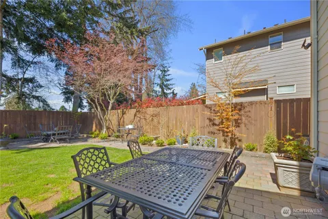 $1,095,000 | 1003 Shelton Avenue Northeast, Renton, WA 98056