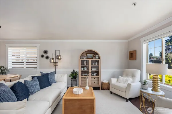 $1,195,000 | 1003 Shelton Avenue Northeast, Renton, WA 98056