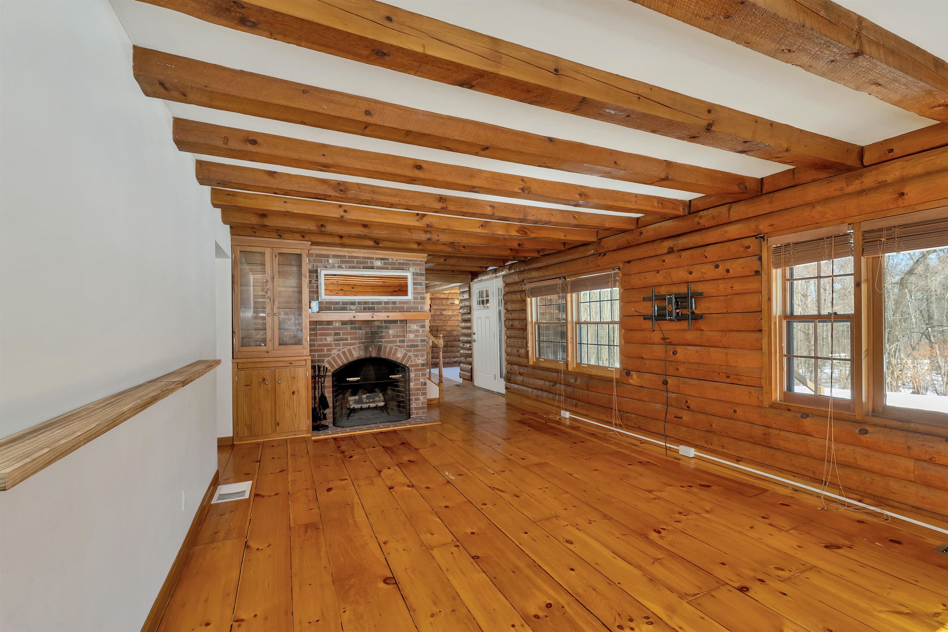 124 Hovey Road Londonderry, NH 03053 - Photo 22 of 60 Gallery Image 22