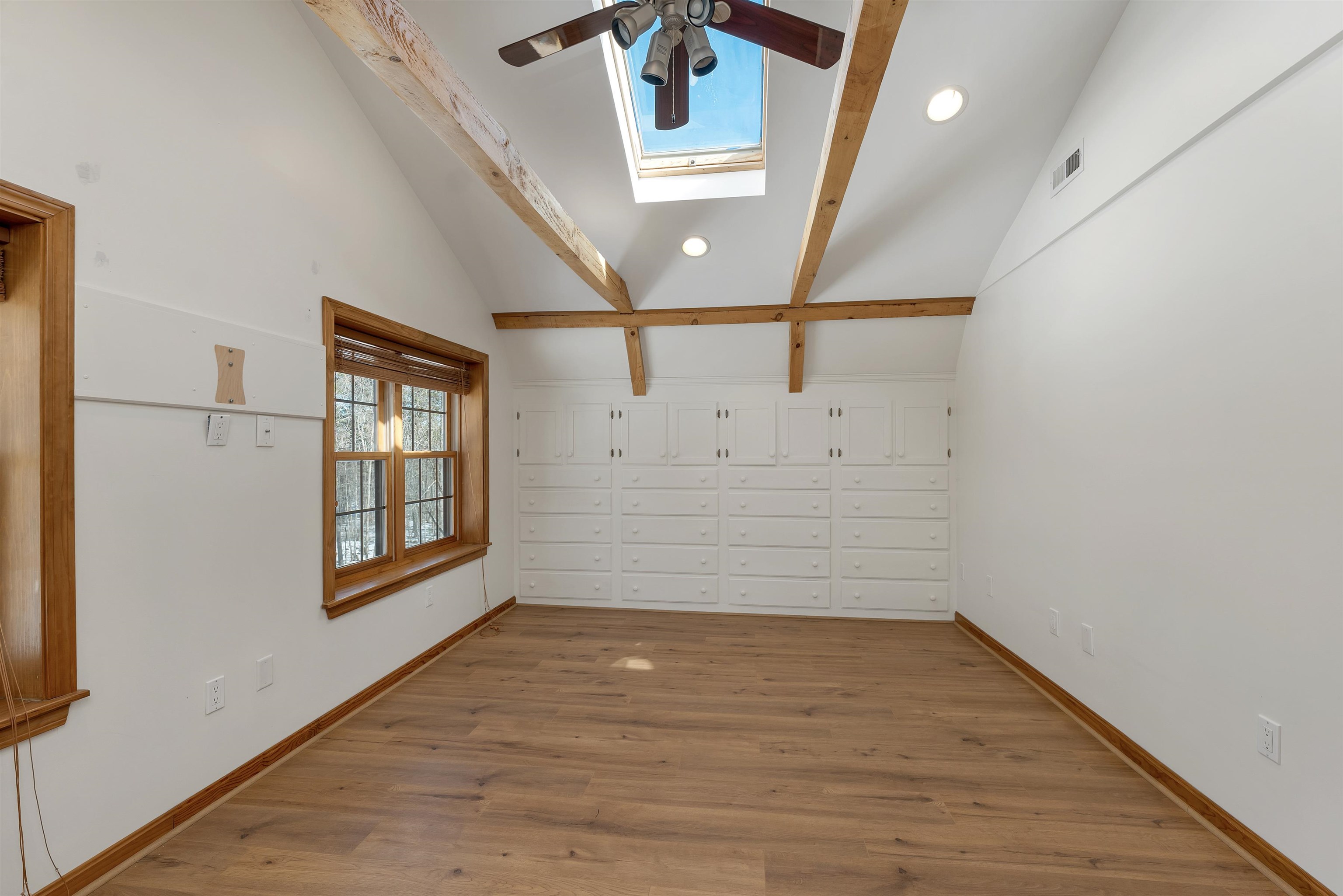 124 Hovey Road Londonderry, NH 03053 - Photo 34 of 60 Gallery Image 34