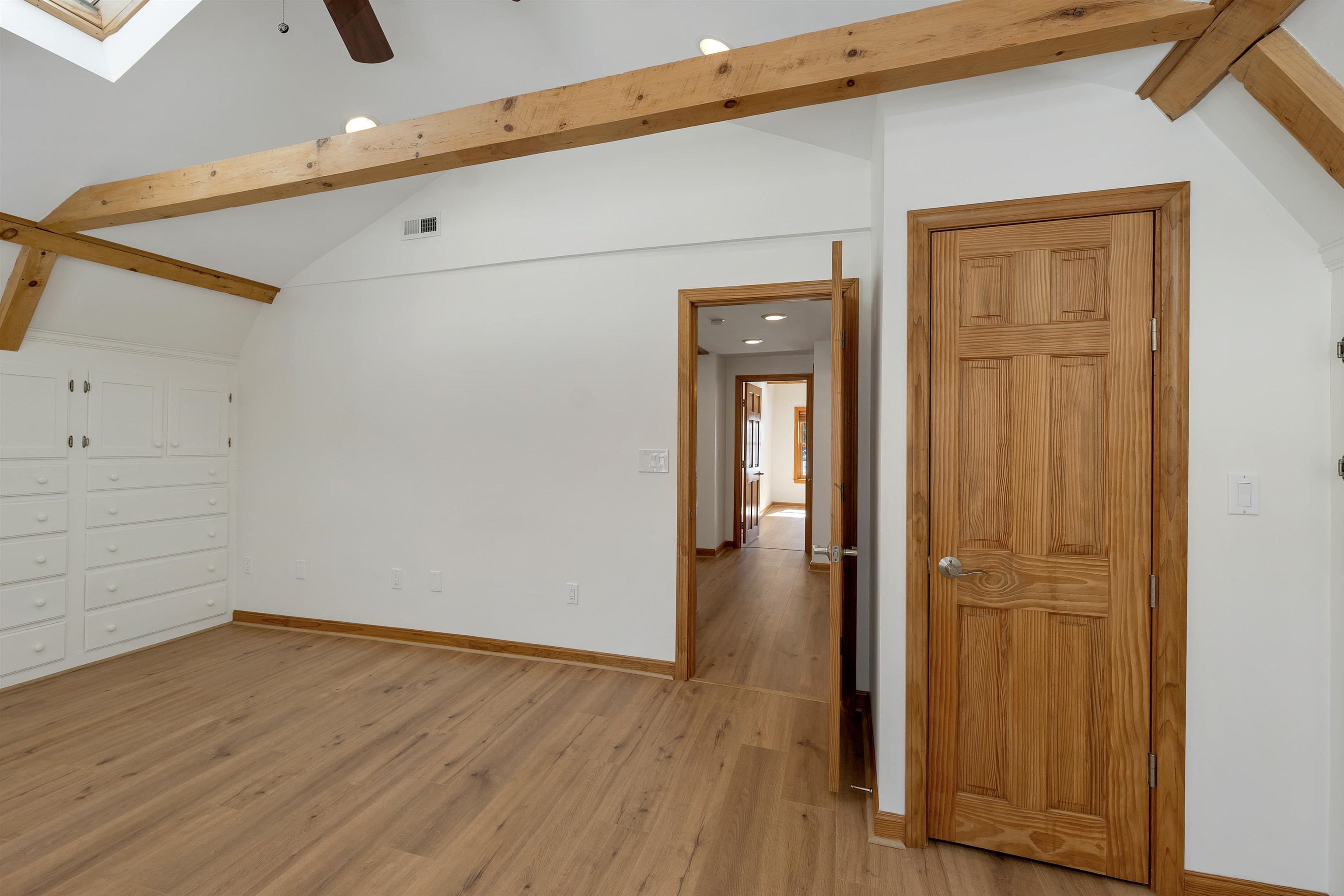 124 Hovey Road Londonderry, NH 03053 - Photo 35 of 60 Gallery Image 35
