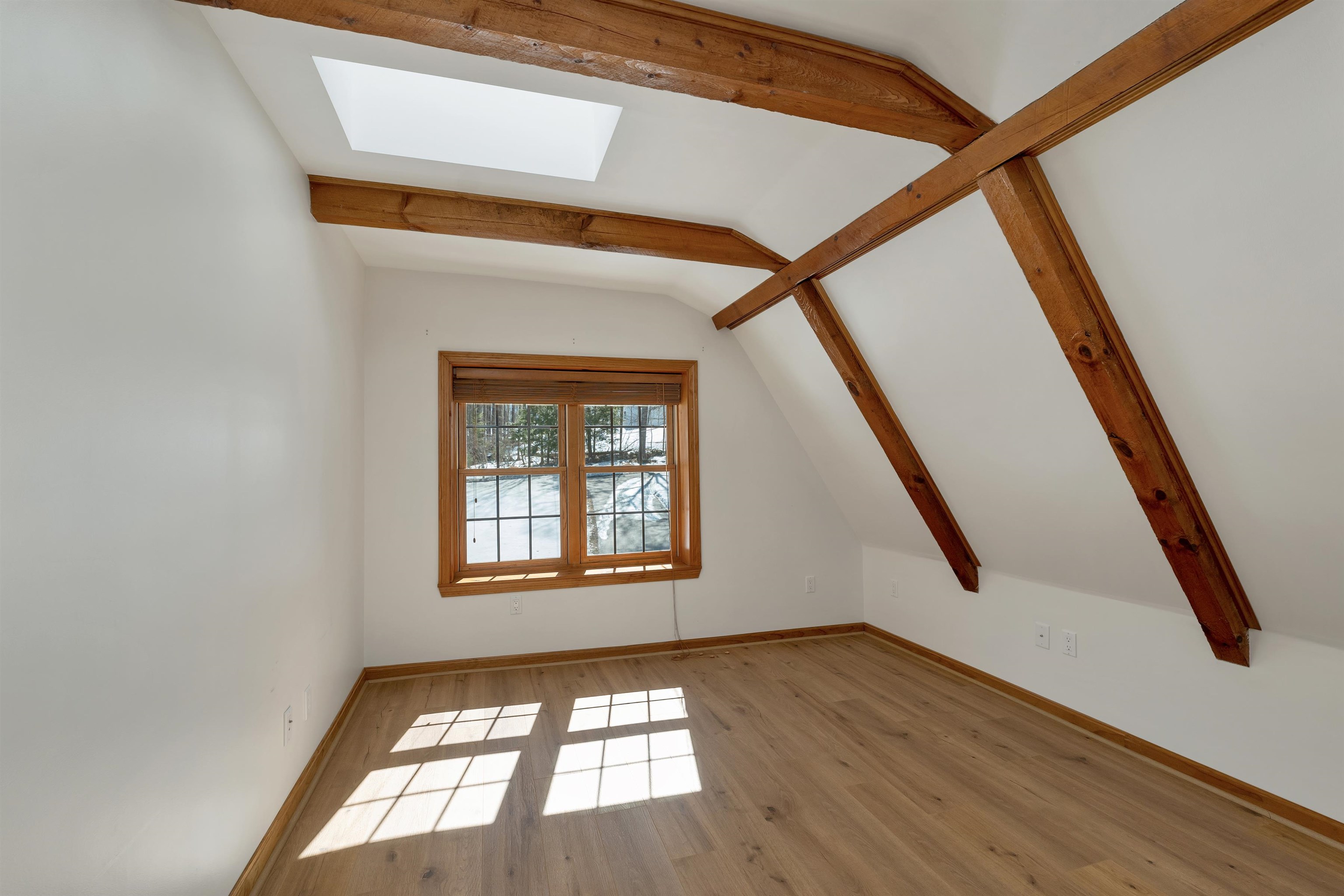 124 Hovey Road Londonderry, NH 03053 - Photo 42 of 60 Gallery Image 42