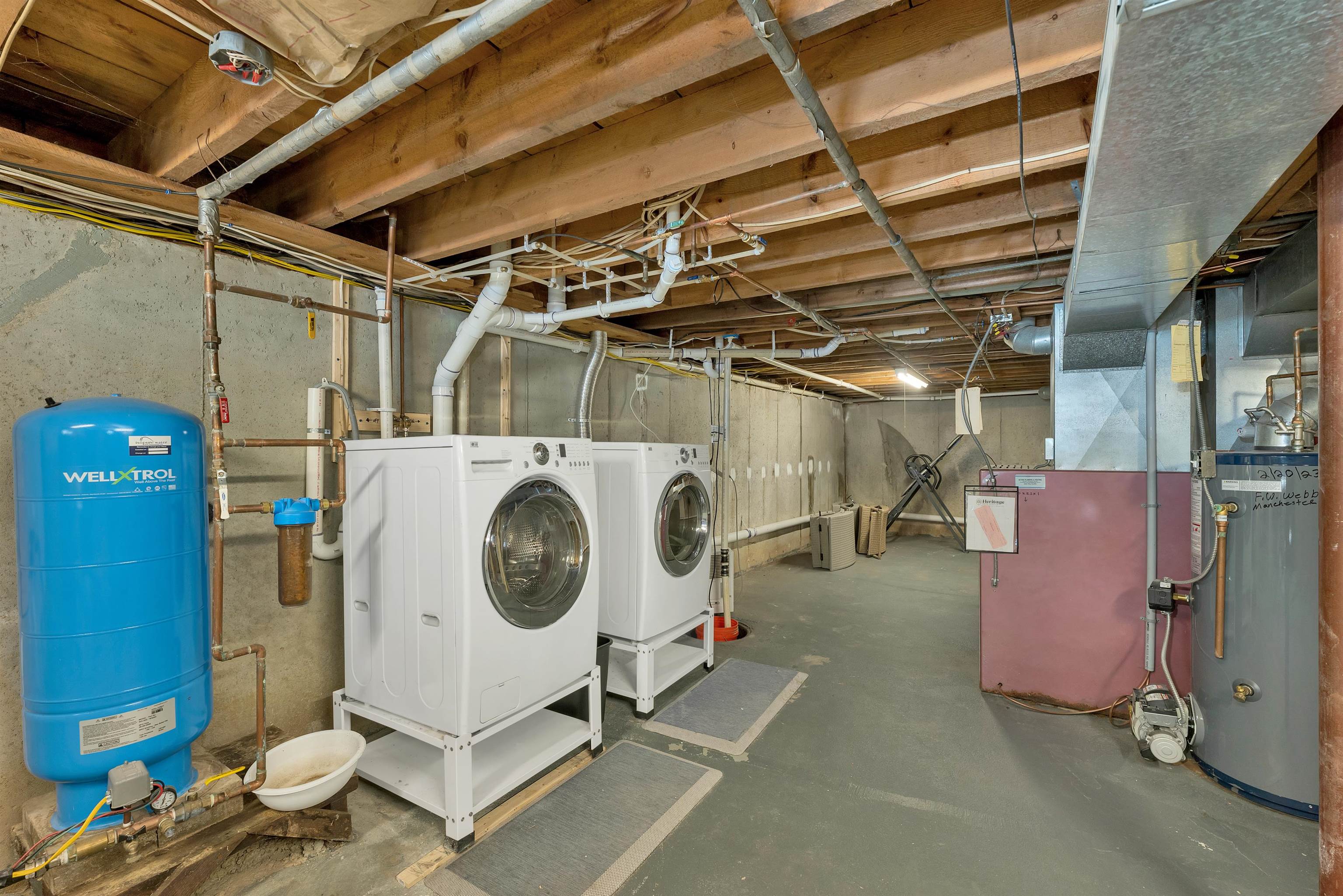 124 Hovey Road Londonderry, NH 03053 - Photo 60 of 60 Gallery Image 60