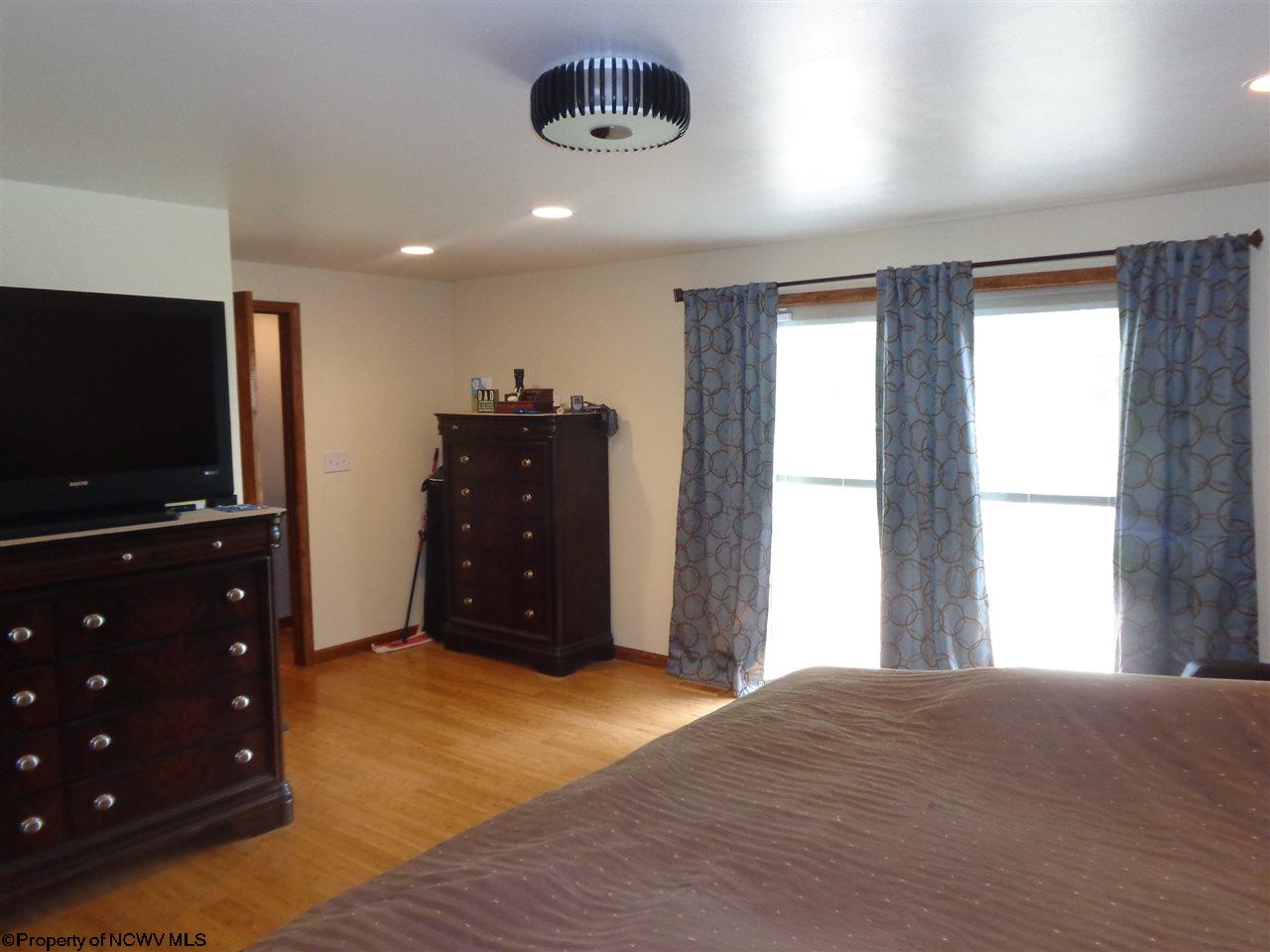 856 A Road Reedsville, WV 26547 - Photo 8 of 20 Gallery Image 8