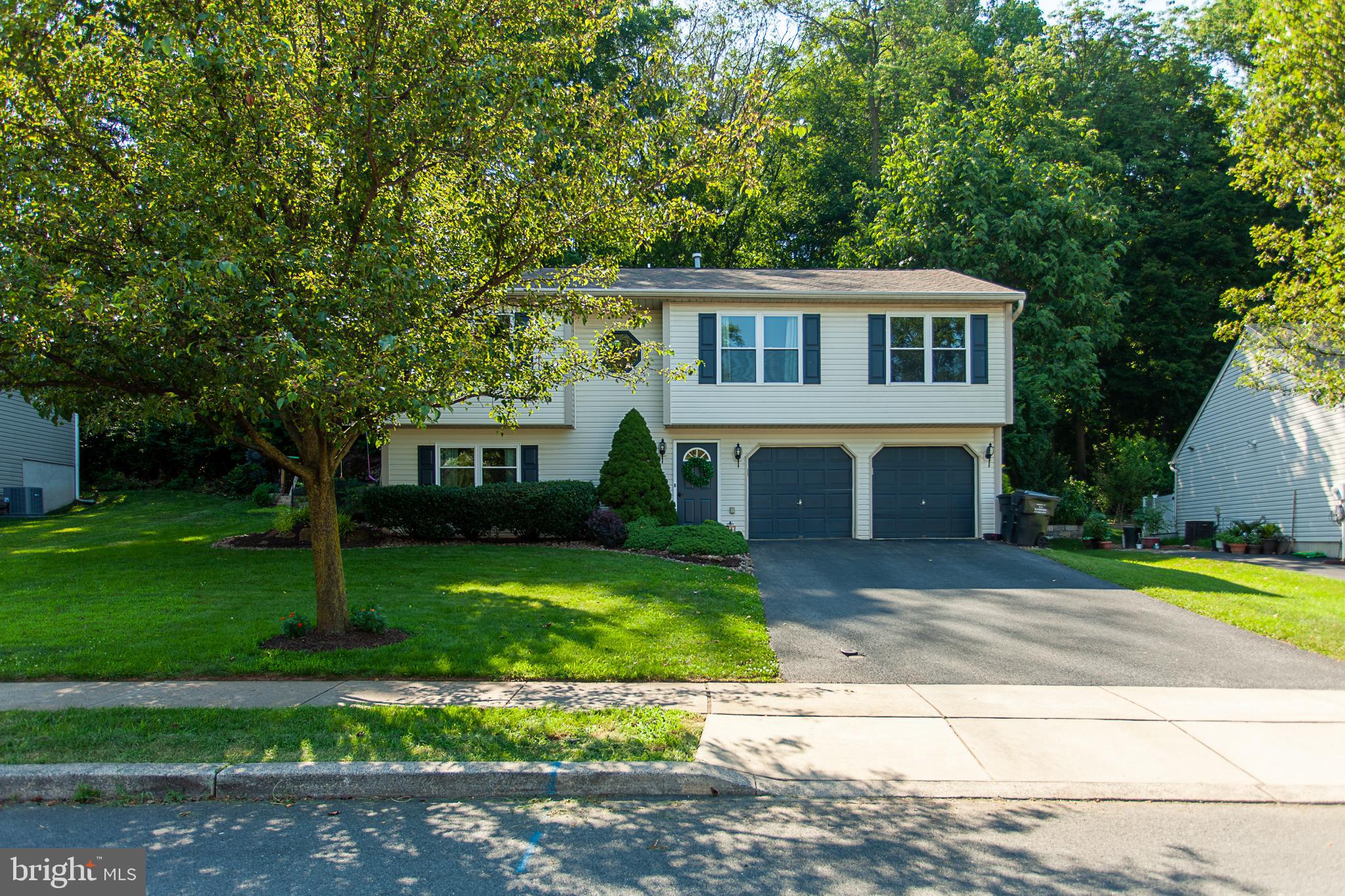 4346 Hillside Road Reading, PA 19606 - Photo 2 of 42 FRONT EXTERIOR
