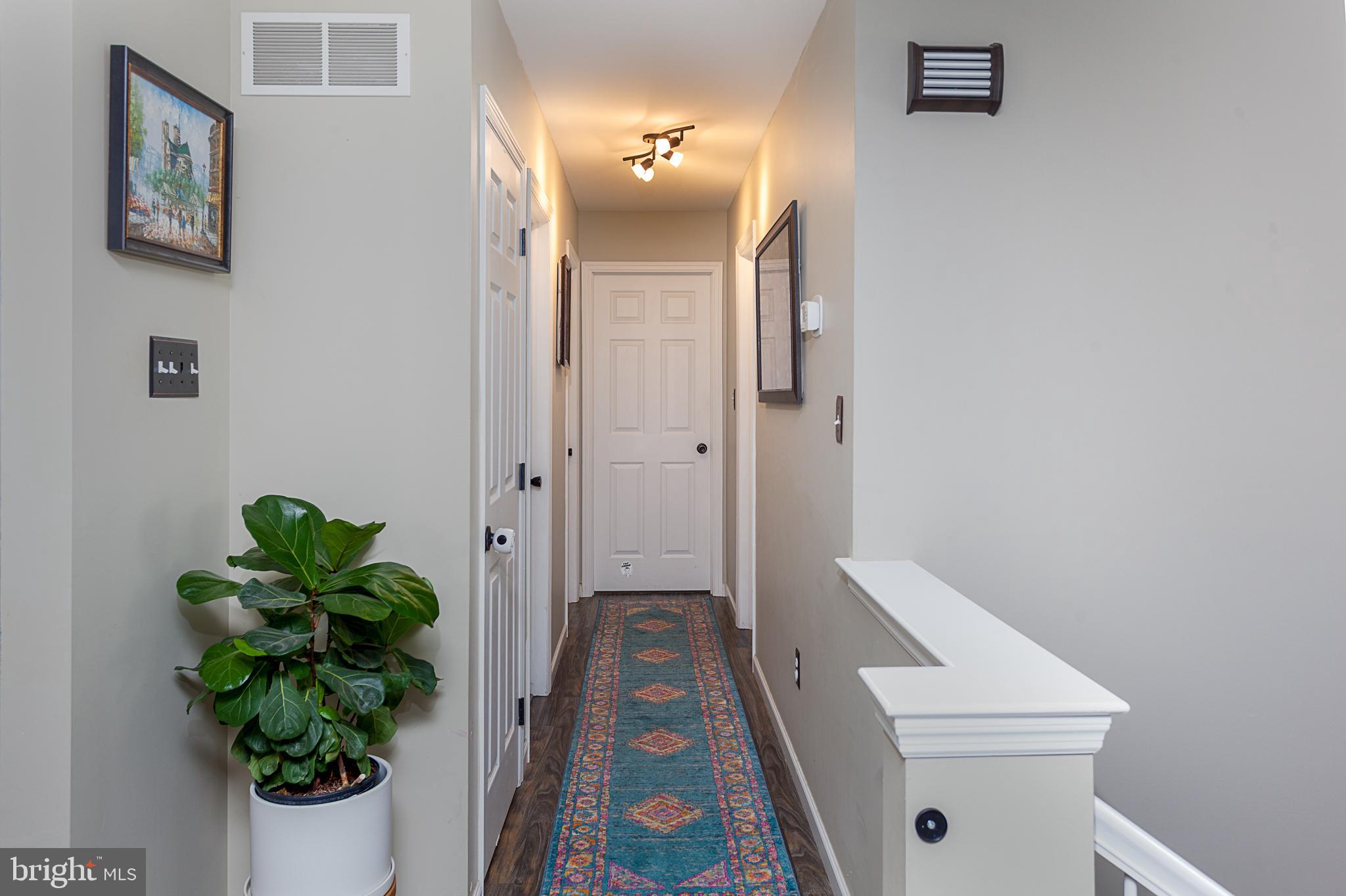 4346 Hillside Road Reading, PA 19606 - Photo 14 of 42 HALLWAY