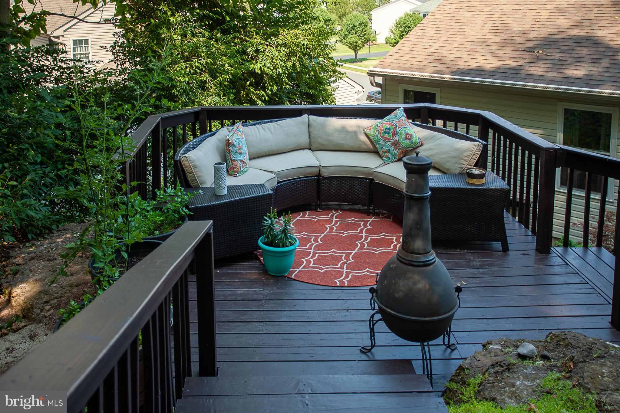 4346 Hillside Road Reading, PA 19606 - Photo 25 of 42 2ND LEVEL DECK