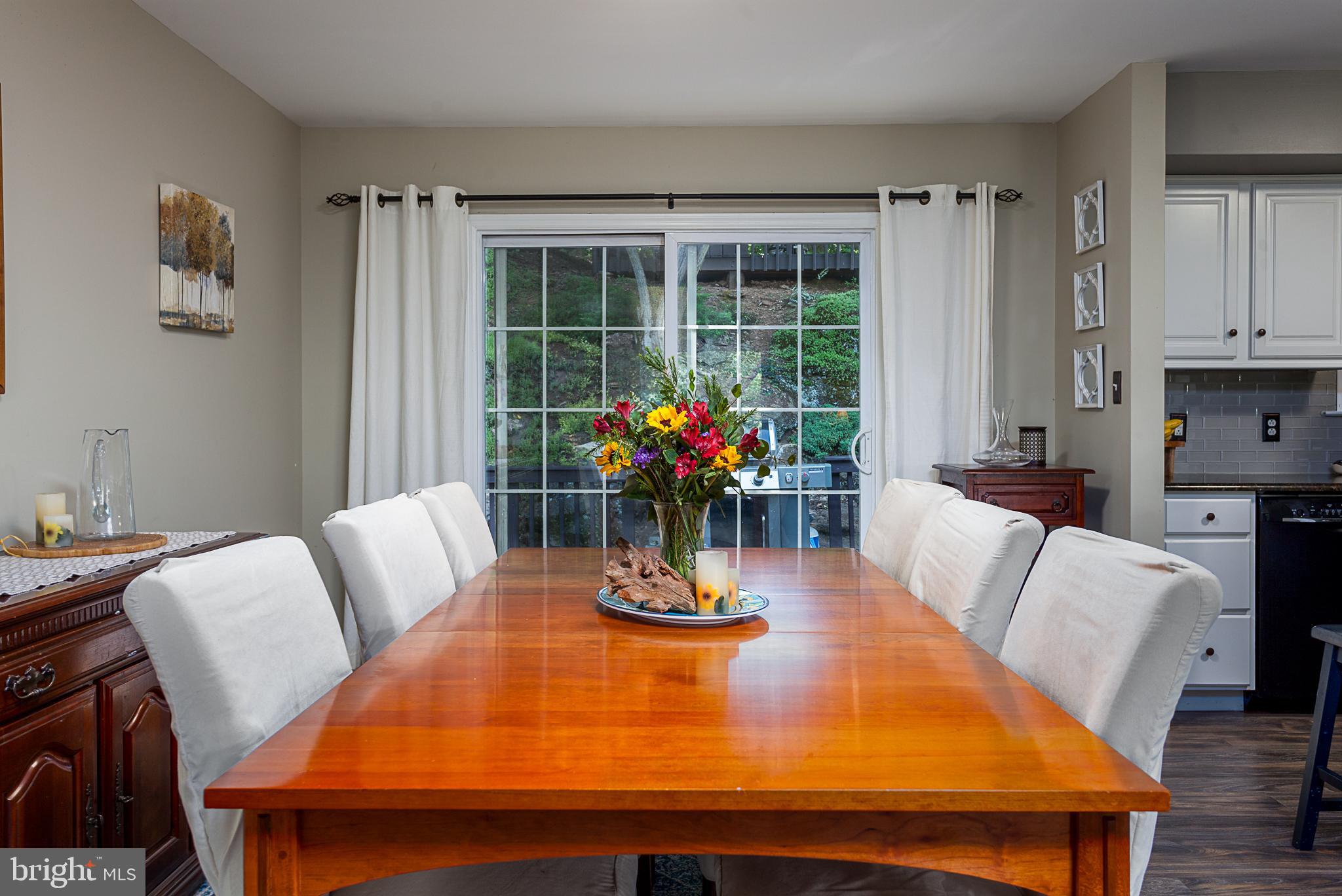 4346 Hillside Road Reading, PA 19606 - Photo 9 of 42 DINING ROOM