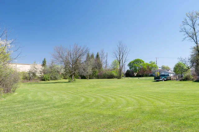 $235,000 | 1406 Reckeweg Road, Fort Wayne, IN 46804