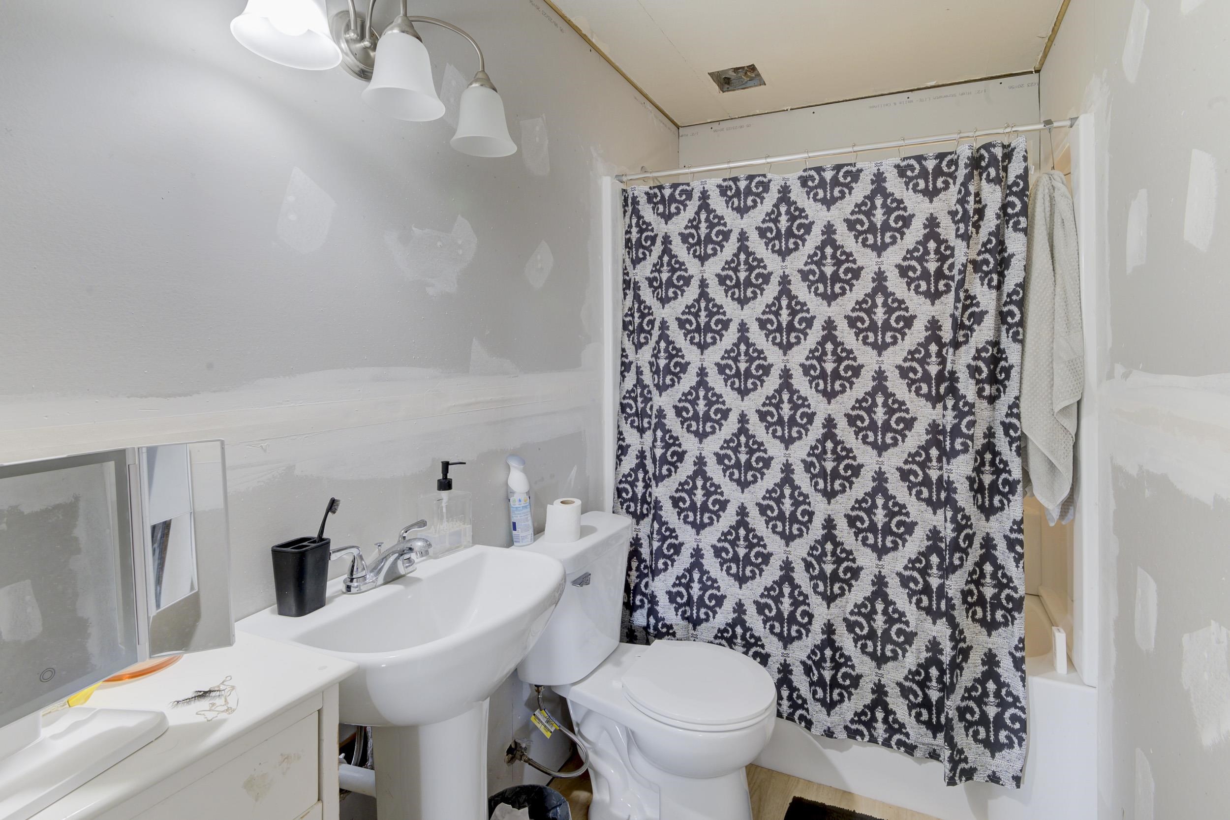 1406 Reckeweg Road Fort Wayne, IN 46804 - Photo 26 of 36