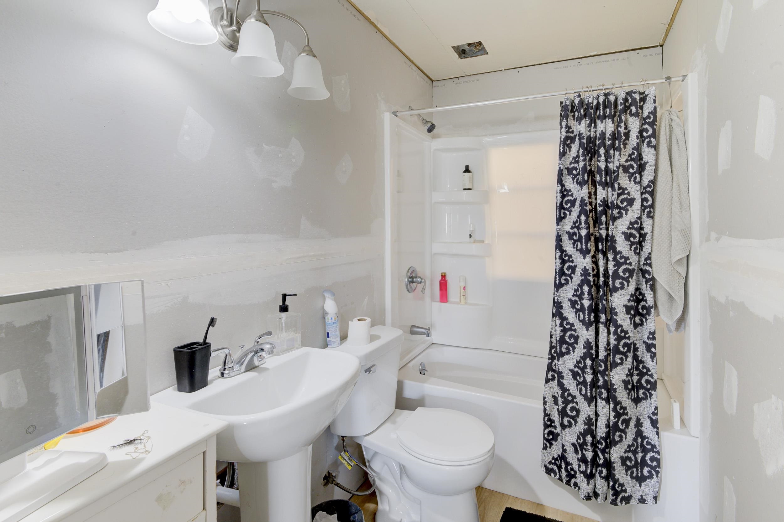 1406 Reckeweg Road Fort Wayne, IN 46804 - Photo 27 of 36