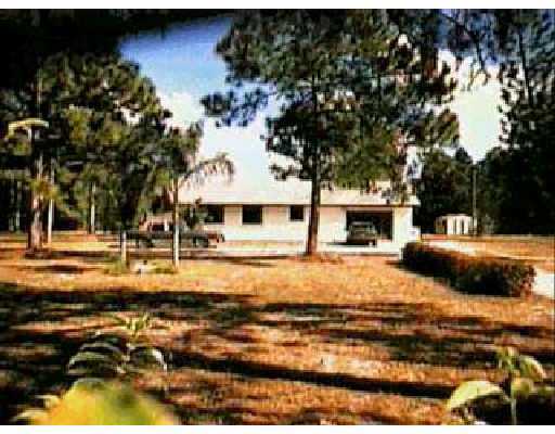 5422 3rd Road Lake Worth, FL 33467 - Photo 1 of 1 Primary Photo