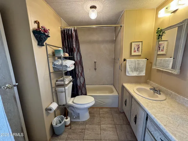 $35,900 | 2605 South Tomahawk Road, Unit 99, Apache Junction, AZ 85119