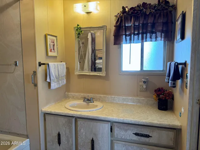 $35,900 | 2605 South Tomahawk Road, Unit 99, Apache Junction, AZ 85119