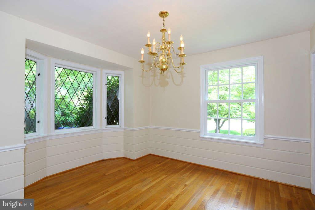 5200 Westport Road Chevy Chase, MD 20815 - Photo 6 of 29 Dining Room