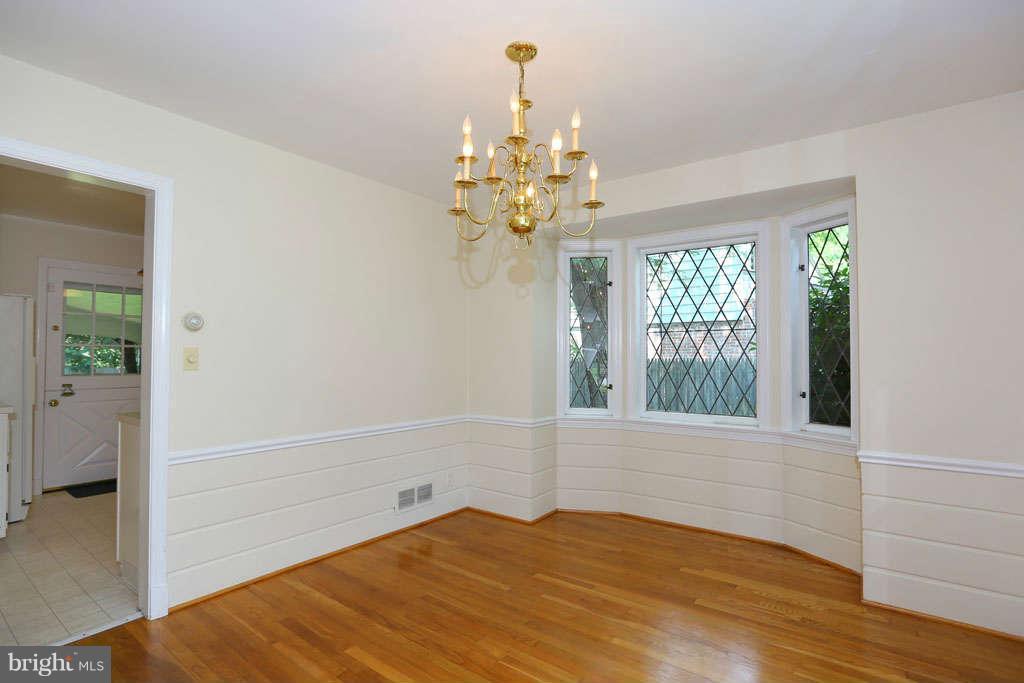 5200 Westport Road Chevy Chase, MD 20815 - Photo 7 of 29 Dining Room