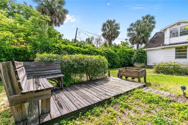 $2,600 | 1803 East Orange Avenue, Eustis, FL 32726