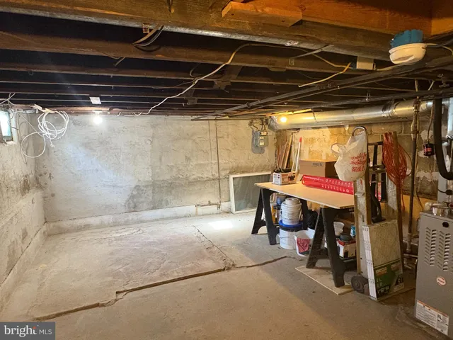 $1,800 | 2511 Wagner Avenue, Baltimore, MD 21219