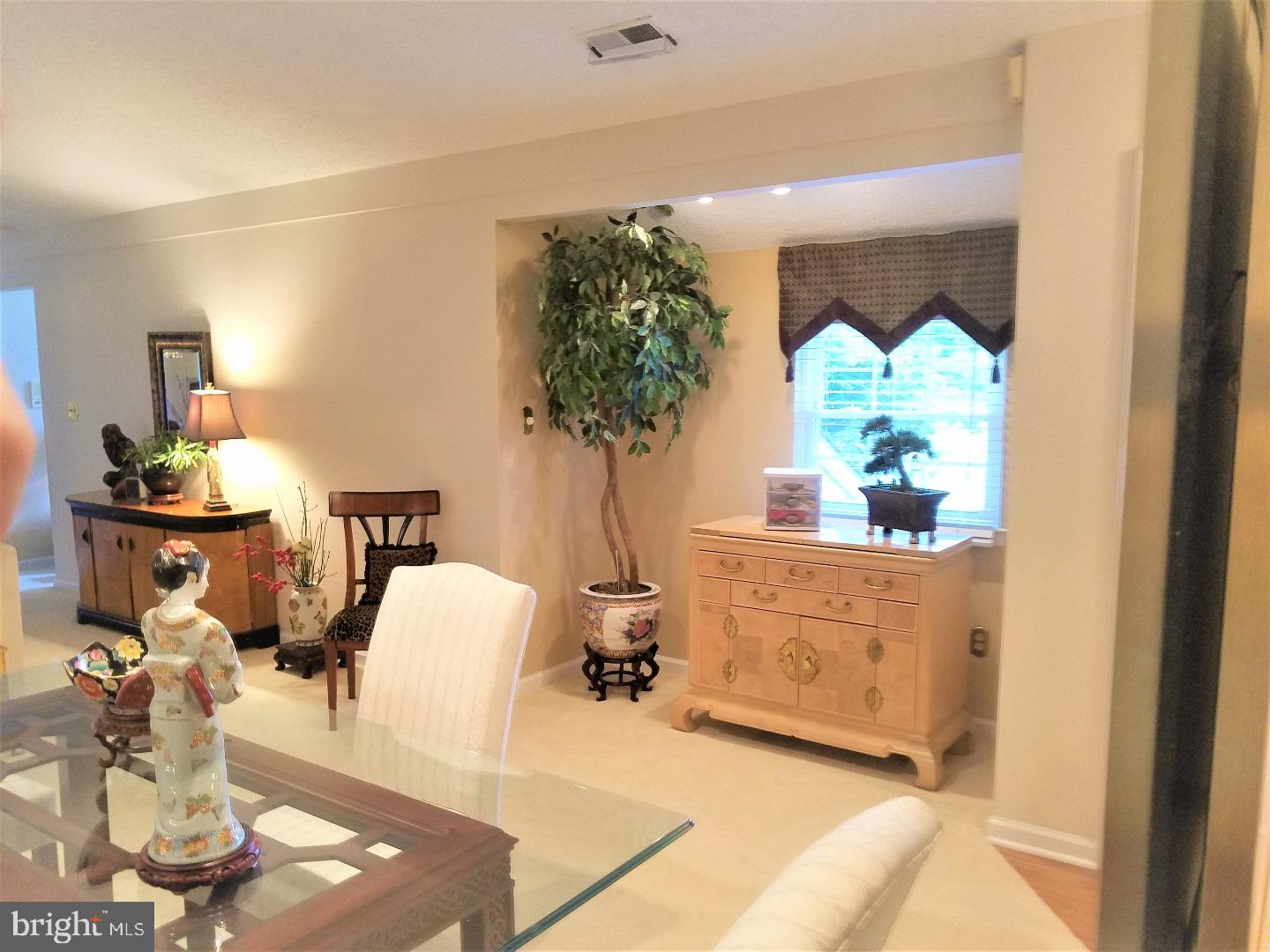 1656 Covington Road, Unit 28 Yardley, PA 19067 - Photo 13 of 25 Dining Room