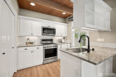 $595,000 | 30913 6th Lane Southwest, Federal Way, WA 98023