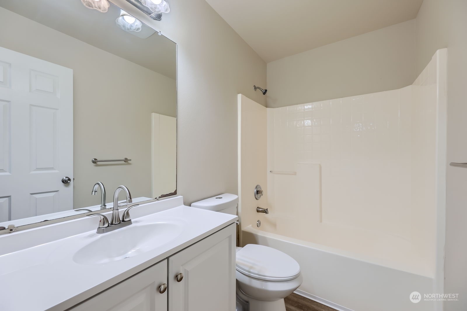 7426 Upper Ridge Road Everett, WA 98203 - Photo 13 of 21