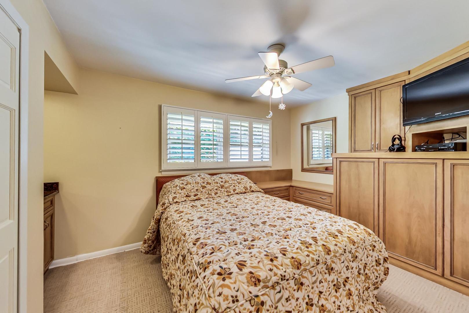 922 Leamington Avenue Glenview, IL 60025 - Photo 17 of 34