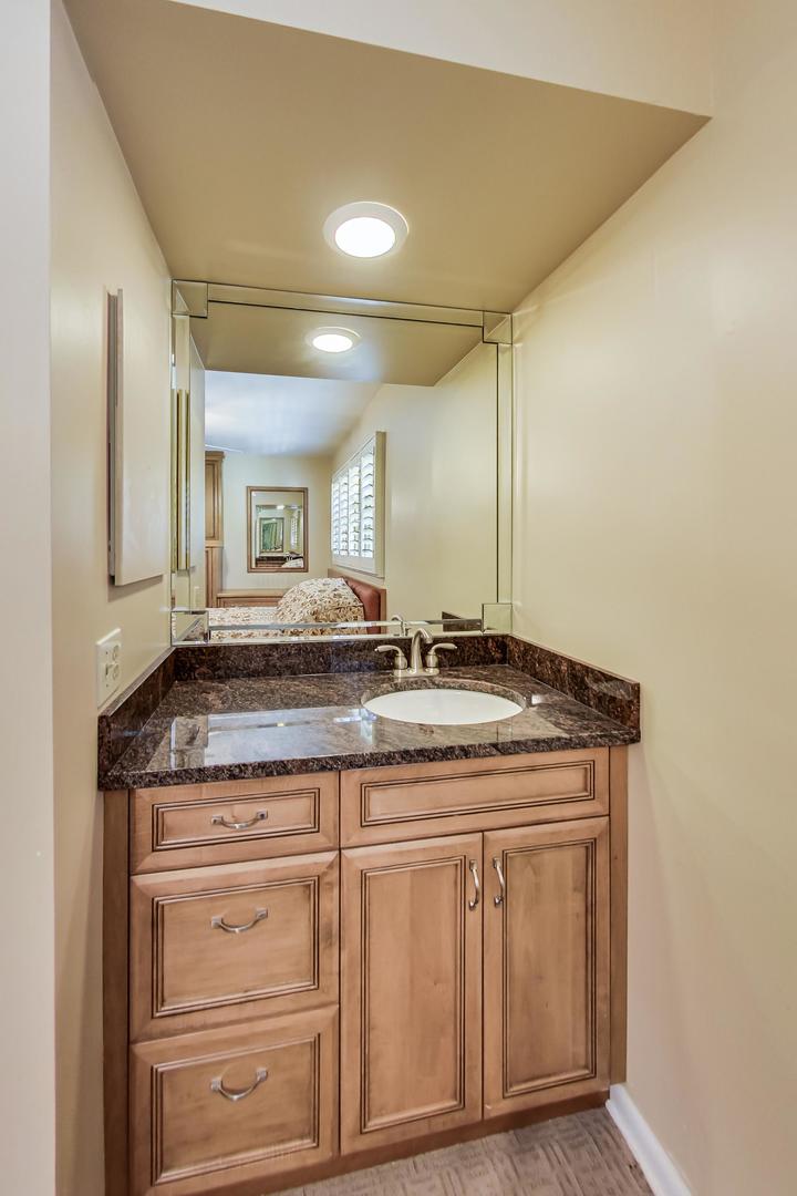 922 Leamington Avenue Glenview, IL 60025 - Photo 18 of 34