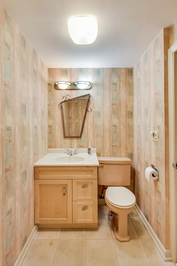 922 Leamington Avenue Glenview, IL 60025 - Photo 27 of 34