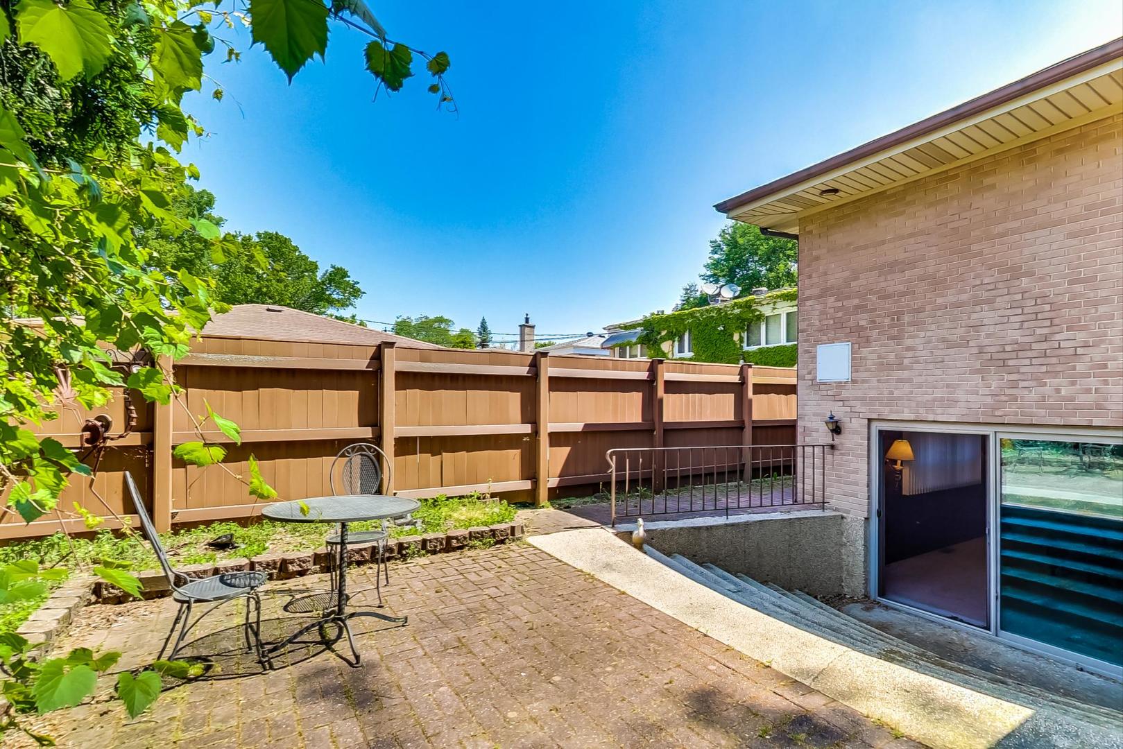 922 Leamington Avenue Glenview, IL 60025 - Photo 32 of 34