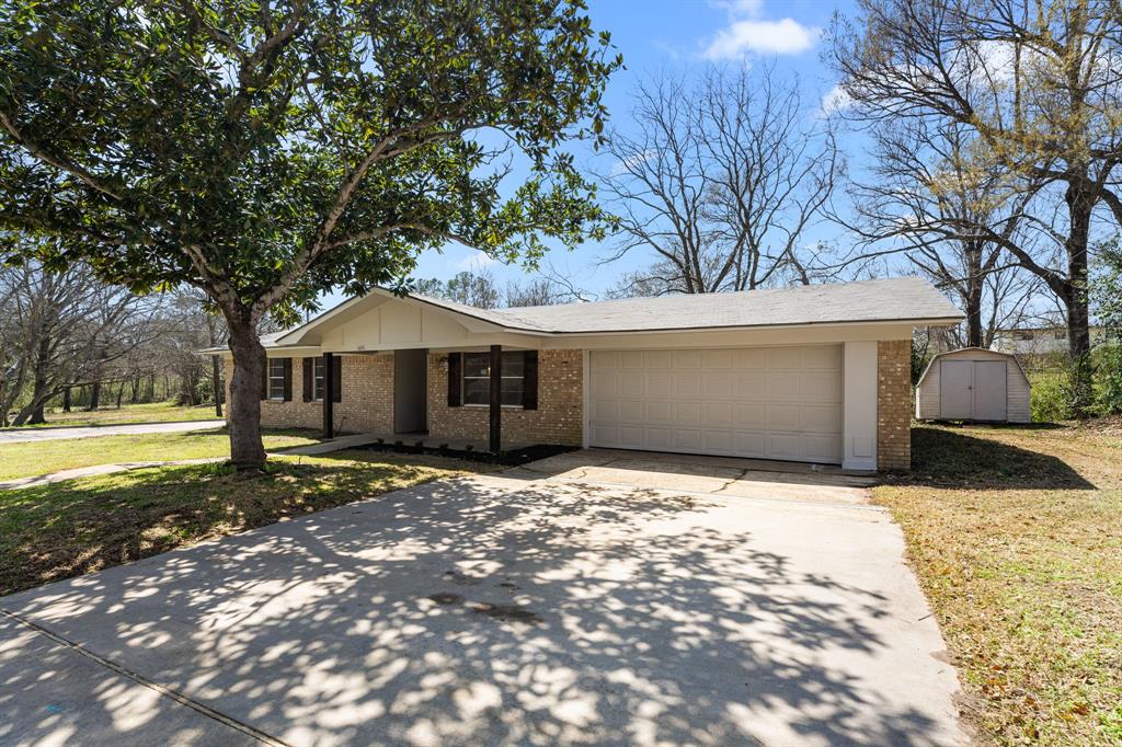 685 Sides Circle Canton, TX 75103 - Photo 32 of 32 a house view with a outdoor space