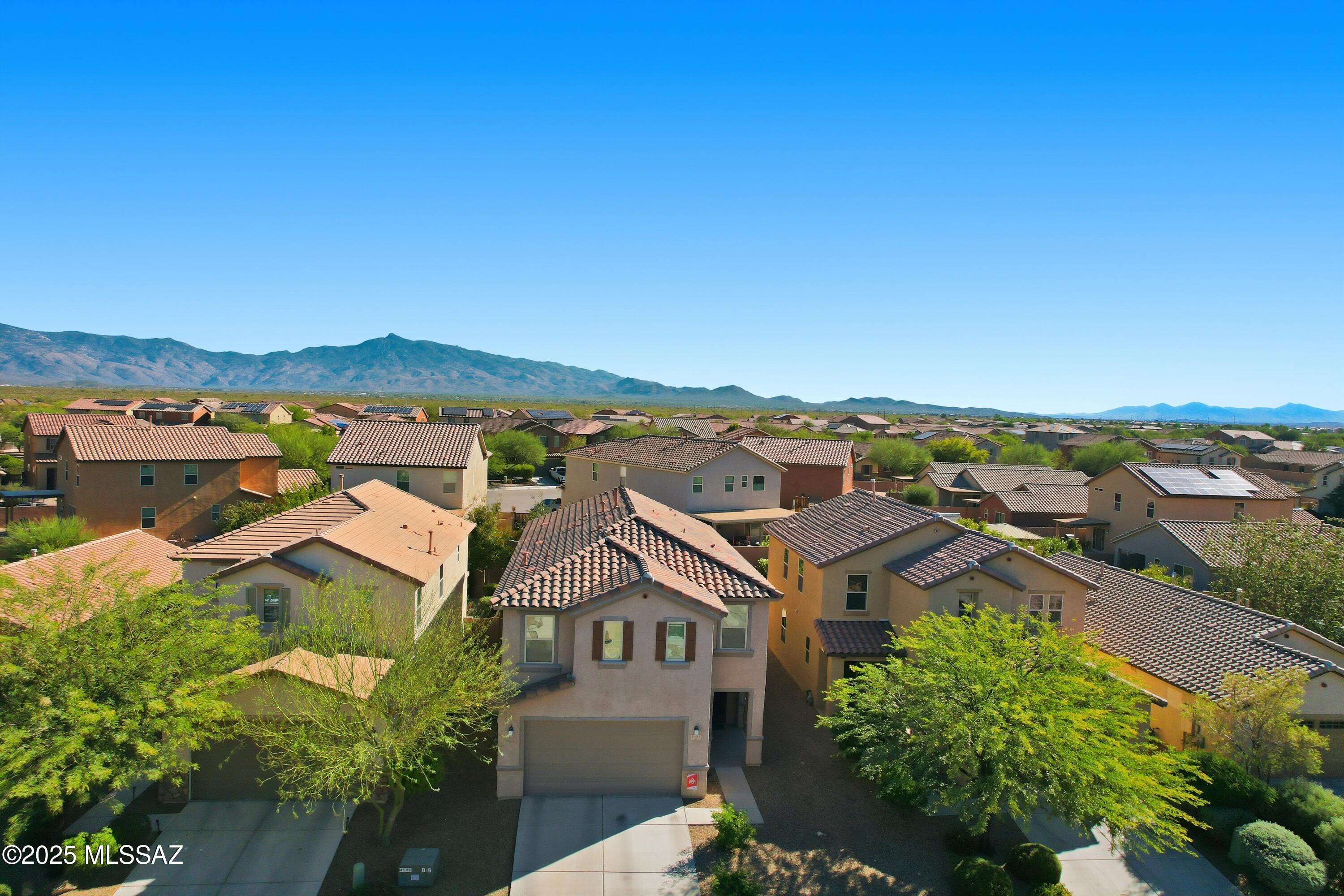 9593 South Trapper Ridge Drive Tucson, AZ 85747 - Photo 4 of 44