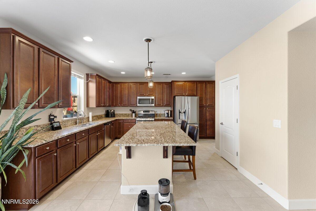 1825 Cholula Drive Reno, NV 89521 - Photo 4 of 26 1825 Cholula- kitchen