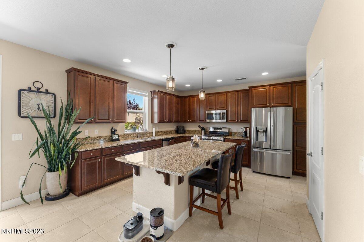 1825 Cholula Drive Reno, NV 89521 - Photo 7 of 26 1825 Cholula- kitchen 2