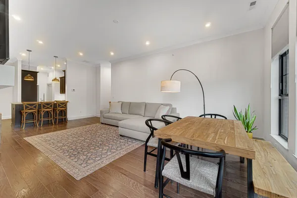 $399,900 | 207 Academy Street, Unit 104, Valparaiso, IN 46385